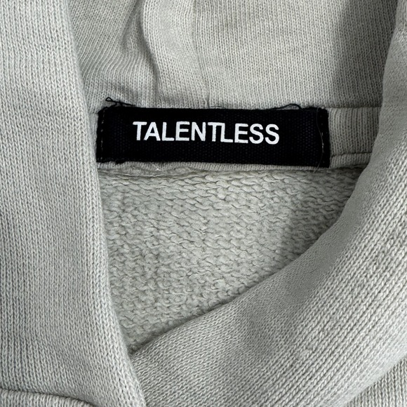 Talentless Hoodie Mens Medium Beige Pullover Graphic Kangaroo Pocket Since 1983 - Picture 10 of 13
